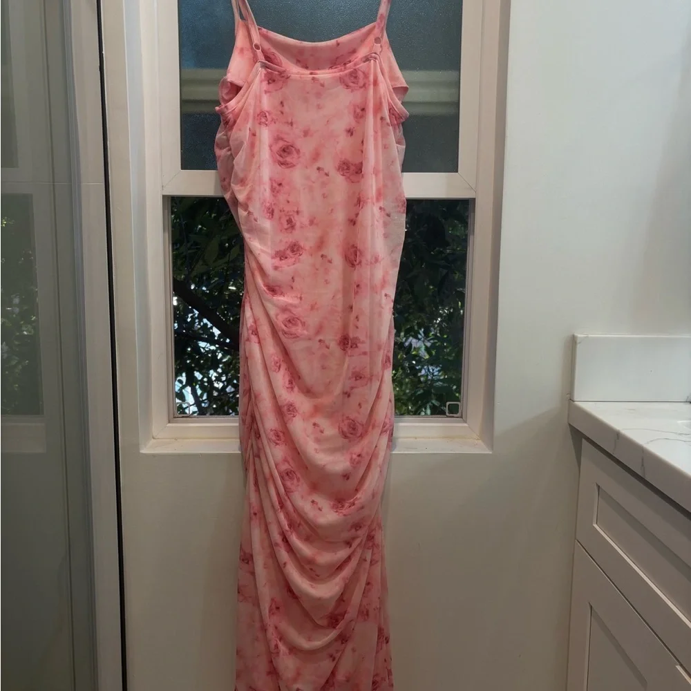 Elegant Pink Floral Women's Dress - Picture 2 of 2